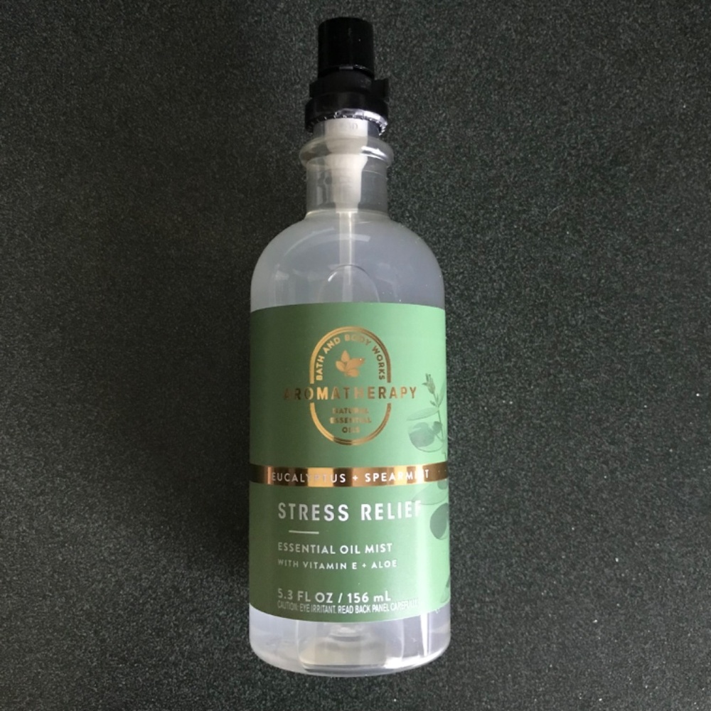 Bath & Body Works Aromatherapy Natural Essential Oils Eucalyptus + Spearmint - Picture 9 of 16